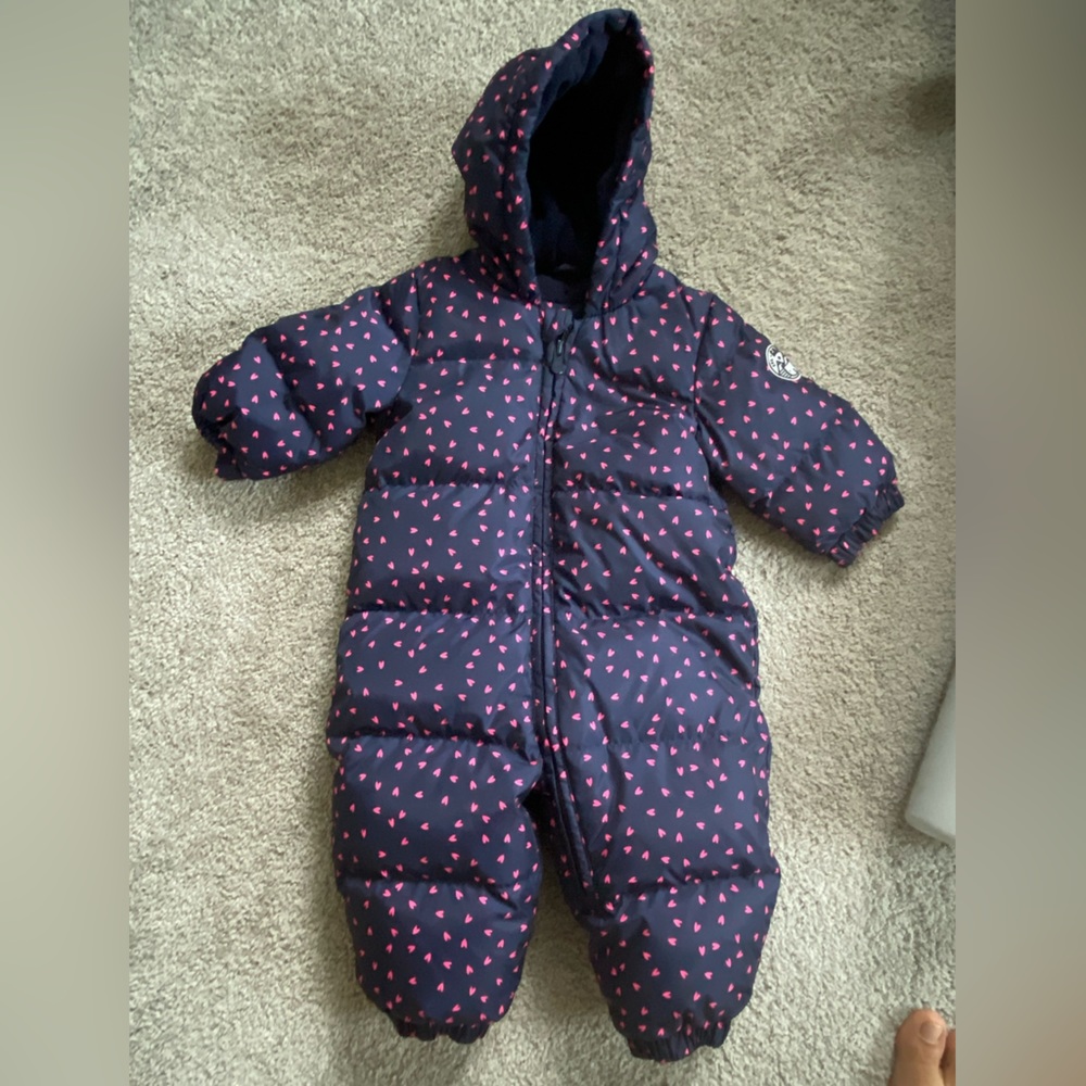 Gap snowsuit